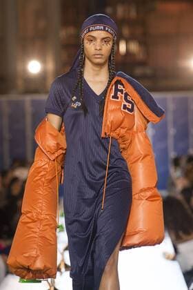 216125 Marineau Starface 2017-03-06 Paris France Paris Fashion Week. Defile PAP automne-hiver. Fenty x Puma by Rihanna. Fenty x Puma by Rihanna autumn winter 2017. Fenty x Puma by Rihanna, autumn-winter 2017 Paris, France Editorial use only _sans_perso  Copyright: xMarineaux STAR_216125_016