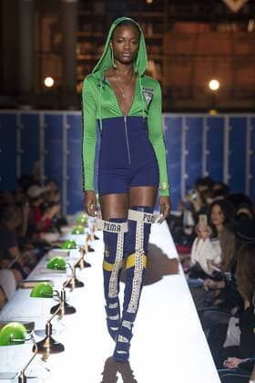 216125 Marineau Starface 2017-03-06 Paris France Paris Fashion Week. Defile PAP automne-hiver. Fenty x Puma by Rihanna. Fenty x Puma by Rihanna autumn winter 2017. Fenty x Puma by Rihanna, autumn-winter 2017 Paris, France Editorial use only _sans_perso  Copyright: xMarineaux STAR_216125_041