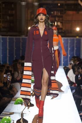 216125 Marineau Starface 2017-03-06 Paris France Paris Fashion Week. Defile PAP automne-hiver. Fenty x Puma by Rihanna. Fenty x Puma by Rihanna autumn winter 2017. Fenty x Puma by Rihanna, autumn-winter 2017 Paris, France Editorial use only _sans_perso  Copyright: xMarineaux STAR_216125_045