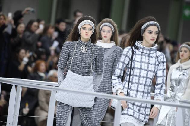 216126 Valentin Paoli Starface 2017-03-07 Paris France Paris Fashion Week. Defile PAP automne-hiver. Chanel. Paris Fashion Week. Chanel, autumn winter 2017. _sans_perso  Copyright: xValentinxPaolix xStarfacex STAR_216126_028