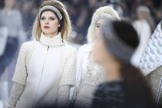 216126 Valentin Paoli Starface 2017-03-07 Paris France Paris Fashion Week. Defile PAP automne-hiver. Chanel. Paris Fashion Week. Chanel, autumn winter 2017. _sans_perso  Copyright: xValentinxPaolix xStarfacex STAR_216126_039