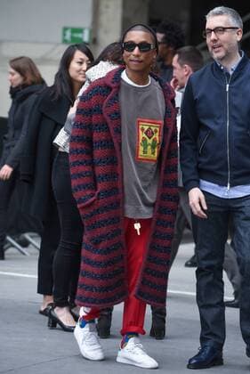 216129 Serge Arnal Starface 2017-03-07 Paris France Paris Fashion Week. Defile Chanel PAP automne-hiver. People. Paris fashion week. Chanel, autumn, winter 2017. People  Copyright: xSergexArnalx xStarfacex STAR_216129_033