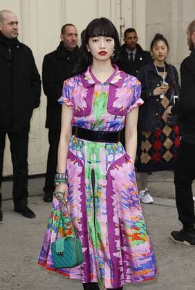 Nana Komatsu CELEBRITIES : Ankunft zur Chanel Modenschau - Pret a Porter Automne Hiver - 07 03 2017 GwendolineLeGoff Panoramic 