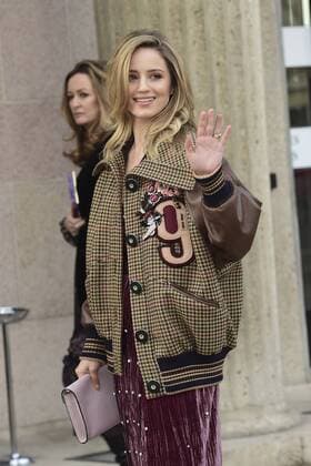 Paris Fashion Week - Gäste der Miu Miu Show Dianna Agron CELEBRITIES : Ankunft zur Modenschau von Miu Miu - Paris - 07 03 2017 JBAutissier Panoramic 