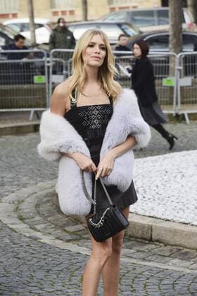 Paris Fashion Week - Gäste der Miu Miu Show Elena Perminova CELEBRITIES : Ankunft zur Modenschau von Miu Miu - Paris - 07 03 2017 JBAutissier Panoramic 