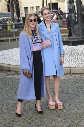 Paris Fashion Week - Gäste der Miu Miu Show Valentina et Chiara Ferragni CELEBRITIES : Ankunft zur Modenschau von Miu Miu - Paris - 07 03 2017 JBAutissier Panoramic 