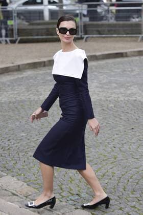 Paris Fashion Week - Gäste der Miu Miu Show Emily Ratajkowski CELEBRITIES : Ankunft zur Modenschau von Miu Miu - Paris - 07 03 2017 JBAutissier Panoramic 