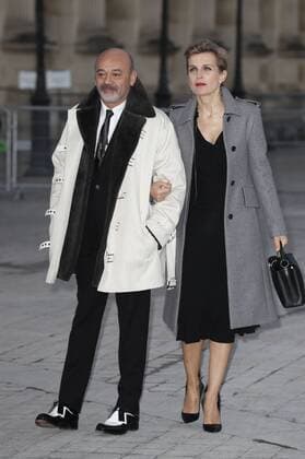 Paris Fashion Week - Gäste der Louis Vuitton Show Christian Louboutin avec Melita Toscan du Plantier CELEBRITIES : Ankunft zur Louis Vuitton Modenschau - Pret a Porter Automne Hiver - 07 03 2017 GwendolineLeGoff Panoramic 