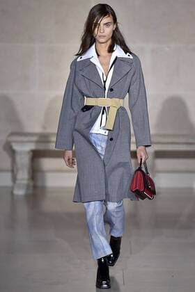. 07 03 2017. Paris, France. Louis Vuitton show at Paris Fashion Week for Autumn Winter 2017.  xi-Imagesx IIM-14598-0068