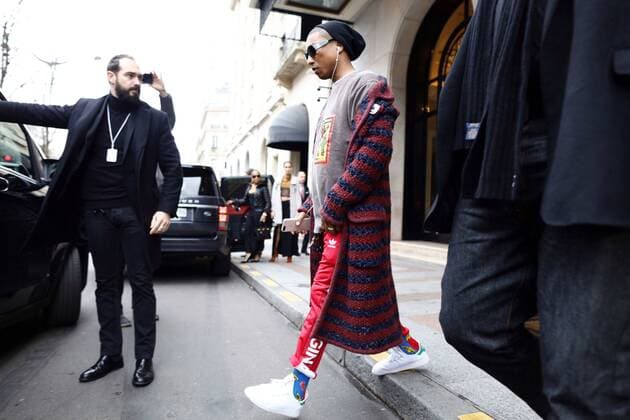 March 7, 2017 - Paris, France - Pharrell Williams seen leaving their hotel in Paris, France, on March 7, 2017. Paris France  - ZUMAn230 27531232sp Copyright: xMehdixTaamallahx