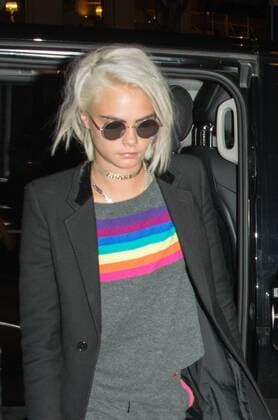 216137 Gitalien Starface 2017-03-07 Etats-Unis Paris Fashion Week. Cara Delevingne lors de son retour a l hotel george v le 07 03 2017 Delevingne, Cara  Copyright: xGitalienx STAR_216137_003