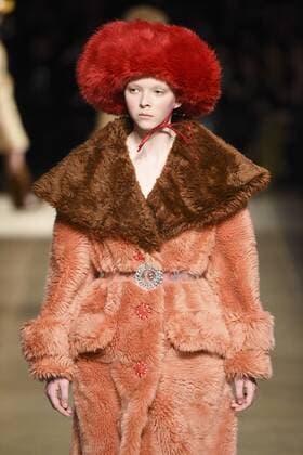216148 Marineau Starface 2017-03-07 Paris France Paris Fashion Week. Defile PAP automne-hiver. Miu Miu. Miu Miu, autumn-winter 2017 Miu Miu, autumn-winter 2017 Paris, France Editorial use only _sans_perso  Copyright: xMarineaux STAR_216148_002