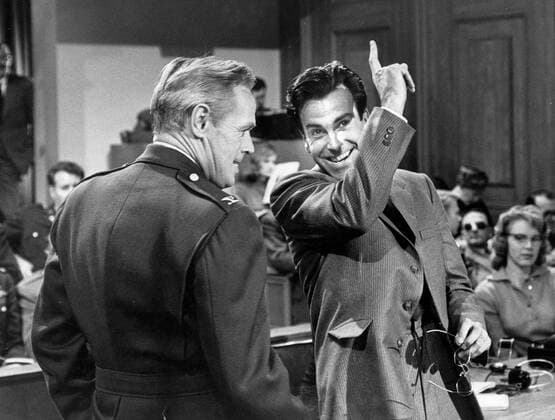 OSCARS. Bester Hauptdarsteller. Preisträger 1961-1970 Austrian actor Maximilian Schell, who won the Academy Award for best actor in 1961 for his portrayal of a defense attorney in the drama Judgment at Nuremberg, has died aged 83. The actor s death was announced Saturday by his agent, who said that Schell died overnight at a hospital in Innsbruck following a sudden and serious illness . PICTURED: 1961 - MAXIMILIAN SCHELL with RICHARD WIDMARK in Judgment at Nuremberg . - ZUMAg49_ 20060824_baf_g49_003 Copyright: xGlobexPhotosx