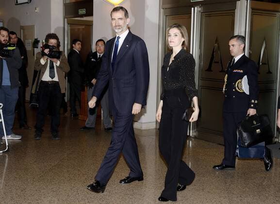 Spanish King Felipe VI (C) and Queen Letizia arrive at the annual Concert for the Terrorism Victims at the National Auditorium in Madrid, Spain, 08 March 2017. SPANISH ROYALS CHAIR CONCERT FOR TERRORISM VICTIMS !ACHTUNG: NUR REDAKTIONELLE NUTZUNG!  Copyright: xJuanJoxMartínx MAD001 20170308-636246010732615464