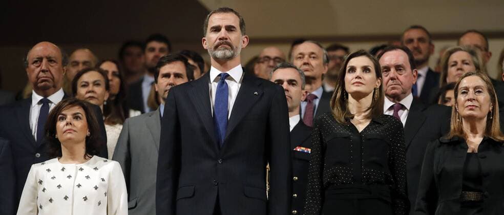 Spanisches Königspaar bei Konzert für Terroropfer in Madrid Spanish King Felipe VI (2L), Queen Letizia (2R), Deputy Prime Minister Soraya Saenz de Santamaria (L) and Lower Chamber of Spanish Parliament spokeswoman Ana Pastor (R) attends to the concert as a tribute to the Terrorism Victims held at National Auditorium of Madrid, Spain on 08 March 2017. CONCERT AS A TRIBUTE TO THE TERRORISM VICTIMS !ACHTUNG: NUR REDAKTIONELLE NUTZUNG!  Copyright: xJuanJoxMartínx LOS01 20170308-636246015199113299