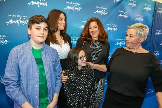 09.03.2017, Neu Marx, Cirque du Soleil - AMALUNA, Galapremiere in Wien im Bild: Shlomit Butbul -mit ihren Kindern u. Mama Martha alias JAZZ GITTI