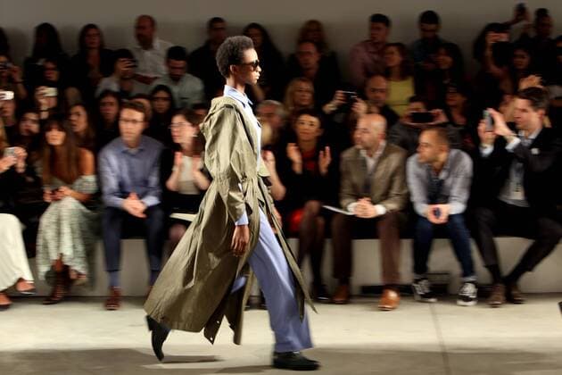 March 10, 2017 - Lisbon, Portugal - A model presents a creation from the Portuguese fashion designer Ricardo Preto Fall Winter 2017 2018 collection during the Lisbon Fashion Week on March 10, 2017 in Portugal. - ZUMAf123 20170310_zap_f123_013 Copyright: xPedroxFiuzax