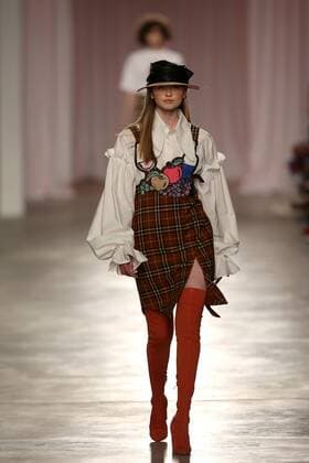 March 10, 2017 - Lisbon, Portugal - A model presents a creation from one young Portuguese Designer of the Sangue Novo (Young Blood) collective Fall Winter 2017 2018 collection during the Lisbon Fashion Week on March 10, 2017 in Portugal. Photo: - ZUMAf123 20170310_zap_f123_026 Copyright: xPedroxFiuzax