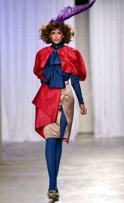 (170311) -- LISBON, March 11, 2017 -- A model presents a creation of designer David Ferreira at the Lisbon Fashion Week Fall Winter 2017 18 in Lisbon, capital of Portugal, on March 10, 2017. )(gl) PORTUGAL-LISBON-FASHION WEEK ZhangxLiyun 