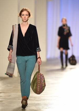 (170313) -- LISBON, March 12, 2017 -- Models present creations of designer Christophe Sauvat at the Lisbon Fashion Week Fall Winter 2017 18 in Lisbon, capital of Portugal, on March 12, 2017. ) (gj) PORTUGAL-LISBON-FASHION WEEK ZhangxLiyun 