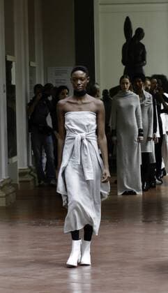 Sao Paulo Fashion Week - Rachel Davidowicz Modenschau Sao PAULO, SP - 13.03.2017: SPFW N43 - Parade of brand A Rachel Davidowicz during the 43rd edition of Sao Paulo Fashion Week held at the Pinacoteca de Sao Paulo, SP. x1284653x  RichardxCallis