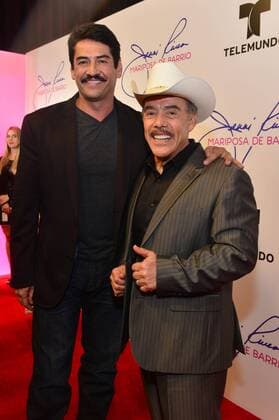 Pedro Rivera (R), father of the late Jenni Rivera, and Mexican actor Gabriel Porras pose as at the red carpet of the Mariposa de Barrio premiere at Telemundo Studios in Miami, Florida, United States, 13 March 2017. Angelica Celaya will play singer Jenni Rivera in the TV series authorized by the family of the Diva de la Banda . JENNI RIVERA S FAMILY CHOOSES ANGELICA CELAYA TO PLAY THE DIVA !ACHTUNG: NUR REDAKTIONELLE NUTZUNG!  Copyright: xGiorgioxVierax MIA001 20170314-636250503033365610