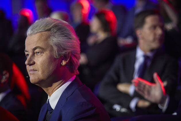 Netherlands, the Hague, 14-03-2017. Final debate on the eve of the Dutch general election on 15 March 2017. The eight largest parties debate in pairs. Also six smaller parties are present. On the photo: Mark Rutte (background) and Geert Wilders (front). Phil Nijhuis HH POOL  64078571