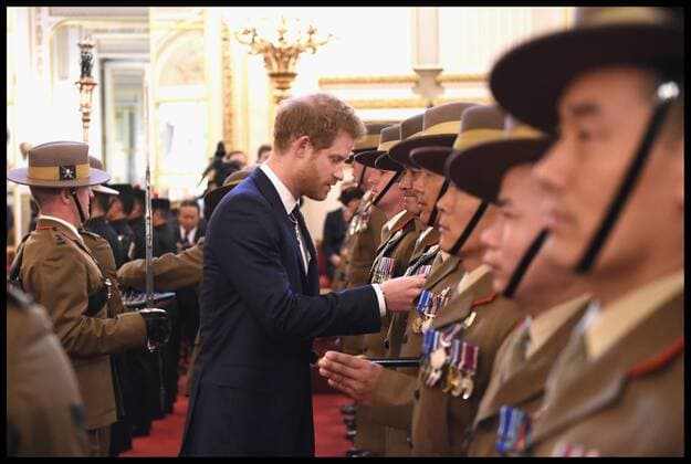 . 14 03 2017. London, United Kingdom. The Royal Gurkha service medals. Prince Harry attends a medal presentation for The Royal Gurkha Rifles at Buckingham Palace on March 14, 2017 in London, England. 2017 marks the 40th anniversary of The Prince Of Wales as Colonel-in-Chief of The Royal Gurkha Rifles.  xi-Imagesx xPoolx IIM-14660-0011