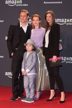 Matthias Scheighoefer, Karoline Herfurth, Franz Hagn und Alexandra Maria Lara - Premiere der 6teiligen Amazon Serie YOU ARE WANTED in Berlin am 15.03.2017. Premiere YOU ARE WANTED