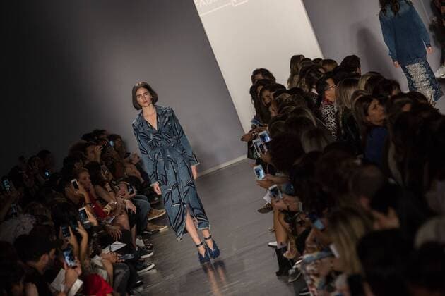 March 15, 2017 - Sao Paulo, Sao Paulo, Brazil - Model presents creation by Fabiana Milazzo, during the Sao Paulo Fashion Week, N43 winter 2017 edition, in Sao Paulo, Brazil. Sao Paulo Brazil - ZUMAl146 20170315_zaf_l146_059 Copyright: xPauloxLopesx