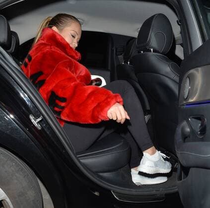 British singer-songwriter Rita Ora is pictured leaving a music studio in West London. MARCH 15th 2017  LTNx17568