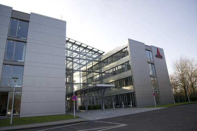 Konzernzentrale der Deutz AG in Koeln Porz-Eil, Aussenansicht, Architektur, Bilanzpressekonferenz der Deutz AG in Koeln, 16.03.2017