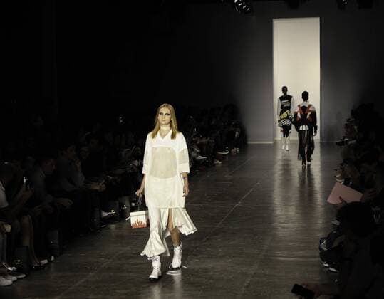 SÃO PAULO, SP - 16.03.2017: SPFW N43 - stylist Juliana Jabour show during the 43 Sao Paulo Fashion Week held at Bienal do Ibirapuera Park in Sao Paulo, SP. x1287665x  VictorxF.xBedeschixPereira