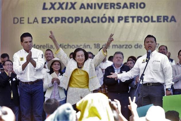 March 18, 2017 - Mexico - EUM20170318NAC13.JPG.MORELIA, Mich. PoliticsPolitica-Michoacan.- El gobernador de la entidad, Silvano Aureoles, la fundadora del Sol Azteca, Ifigenia Martinez, y otros en el 79 Aniversario de la Expropiacion Petrolera que el PRD ofrece en esta ciudad, 18 de marzo de 2017. Foto: Agencia EL UNIVERSALJMA Mexico  - ZUMAu78_ 20170318_zaf_u78_046 Copyright: xElxUniversalx