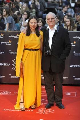 Carlos Saura mit Begleitung bei der Premiere von El Bar auf dem 20. Malaga Film Festival Festival de Malaga Cine en Espanol 2017 im Cervantes Theater. Malaga, 17.03.2017 Carlos Saura mit Begleitung  Foto:xDyDxFotografosx xFuturexImage