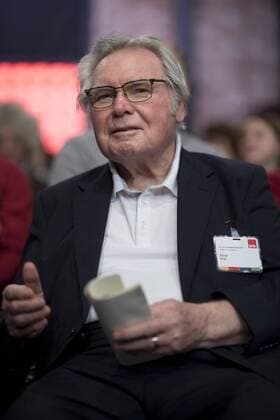 Oskar Negt, SPD Parteitag DEU, Deutschland, Germany, Berlin, 19.03.2017 Prof. Dr. Oskar Negt, Soziologe, auf dem Bundesparteitag der SPD unter dem Motto Zeit fuer mehr Gerechtigkeit in Berlin. Prof. Dr. Oskar Negt during a party conference of the SPD in Berlin.