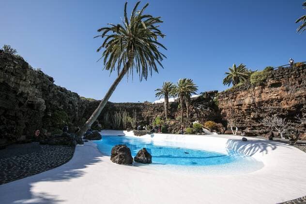 Reisen, Kanaren, Kanarische Inseln, Lanzarote: Jameos del Agua, gestaltet von Cesar Manrique.