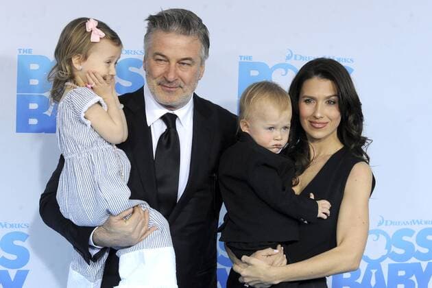Alec Baldwin mit Tochter Carmen Gabriela Baldwin, Sohn Rafael Thomas Baldwin und Gattin Hilaria Baldwin bei der Premiere des Kinofilms The Boss Baby im AMC Loews Lincoln Square. New York, 20.03.2017 Foto:xD.xVanxTinex xFuturexImage