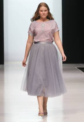 MOSCOW, RUSSIA - MARCH 21, 2017: A model showcases creations during a runway show for the Fall Winter 2017 collection titled Faberlic by Russian fashion designer Valentin Yudashkin at the 37th Moscow Fashion Week at Moscow s Gostiny Dvor Shopping and Exhibition Centre. Stanislav Krasilnikov TASS  TS045042