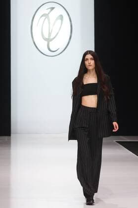 MOSCOW, RUSSIA - MARCH 21, 2017: A model showcases creations during a runway show for the Fall Winter 2017 pret-a-porter collection by Russian fashion designer Valentin Yudashkin at the 37th Moscow Fashion Week at Moscow s Gostiny Dvor Shopping and Exhibition Centre. Stanislav Krasilnikov TASS  TS04505B