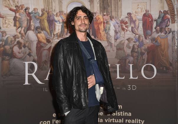 Premiere zur Film-Doku Raffaello il Principe delle Arti in Rom Foto IPP Gioia Botteghi roma 23 03 2017 presentazione del film - documentario Raffaello il Principe delle Arti - in 3D nella foto Marco Cocci (con il braccio al collo)  0