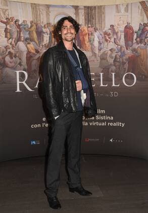 Premiere zur Film-Doku Raffaello il Principe delle Arti in Rom Foto IPP Gioia Botteghi roma 23 03 2017 presentazione del film - documentario Raffaello il Principe delle Arti - in 3D nella foto Marco Cocci (con il braccio al collo)  0