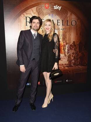 Premiere zur Film-Doku Raffaello il Principe delle Arti in Rom Foto IPP Gioia Botteghi roma 23 03 2017 presentazione del film - documentario Raffaello il Principe delle Arti - in 3D nella foto Flavio Parenti con la compagna l attrice Eleonora Albrecht  0