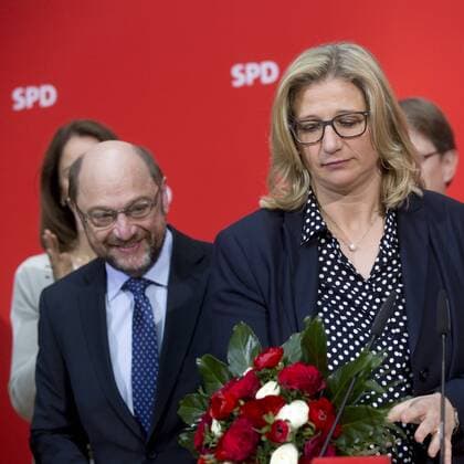 Bilder des Tages Deutschland, Berlin, SPD Bundesvorstand nach der Landtagswahl im Saarland, Anke Rehlinger, Martin Schulz, 27.03.2017