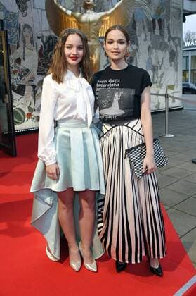 Bilder des Tages Sonja Gerhardt und Emilia Schüle bei der 38. Verleihung des Jupiter Award 2017 im Cafe Moskau. Berlin, 29.03.2017 Foto:xF.xKernx xFuturexImage