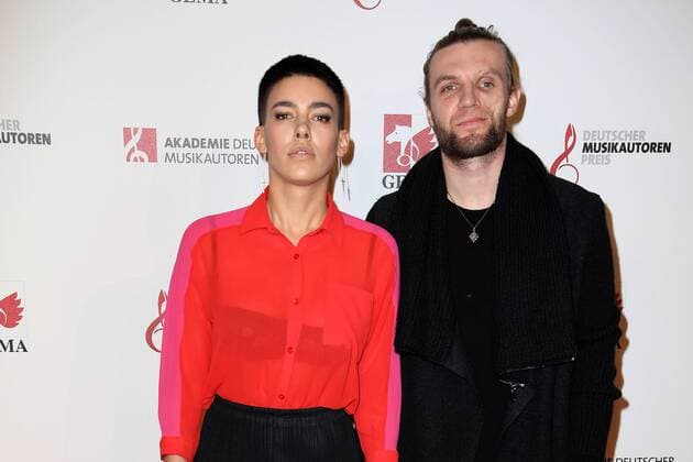 Alina Süggeler und Andi Weizel von Frida Gold bei der Verleihung Deutscher Musikautorenpreis am 30.03.2017 in Berlin Deutscher Musikautorenpreis 2017 Berlin 