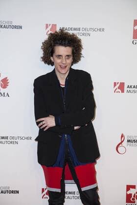 Olga Neuwirth auf bei der Preisverleihung des Deutschen Musikautorenpreises am 30.03.2017 Olga Neuwirth auf bei der Preisverleihung des Deutschen Musikautorenpreises am 30.03.2017