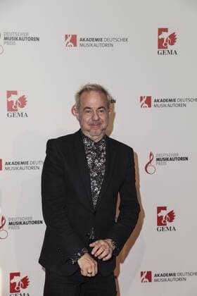 Helmut Zerlett auf bei der Preisverleihung des Deutschen Musikautorenpreises am 30.03.2017 Helmut Zerlett auf bei der Preisverleihung des Deutschen Musikautorenpreises am 30.03.2017