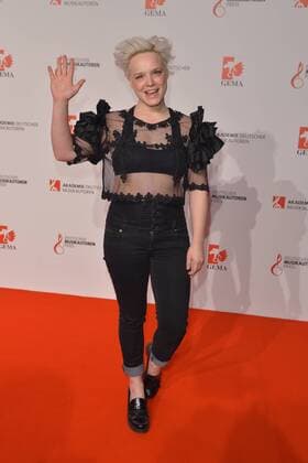 Wallis Bird Ankunft Deutscher Musikautorenpreis im Hotel Ritz-Carlton in Berlin, am 30.03.2017
