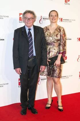 Peter Zentner und Laura Maria Zentner bei der 9. Verleihung des Deutschen Musikautorenpreises 2017 im Hotel Ritz Carlton. Berlin, 30.03.2017 Foto:xK.xWernerx xFuturexImage